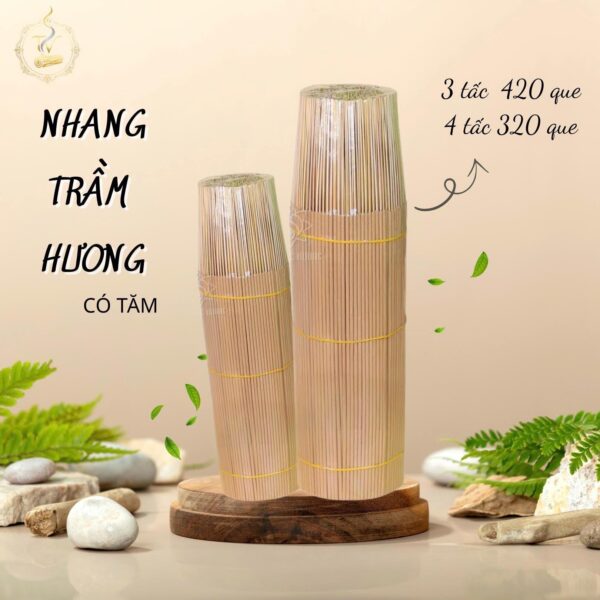 Nhang trầm hương có tăm tự nhiên,bó nhang 3 tấc và 4 tấc, số lượng lớn 320 – 420 que mỗi bó. Sản phẩm phù hợp thắp hương hằng ngày, mùi thơm nhẹ, dễ cháy, giá tốt cho gia đình và kinh doanh.